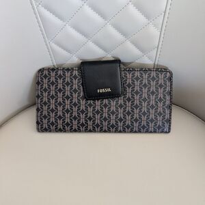 Fossil Brand New Black and Gray Wallet